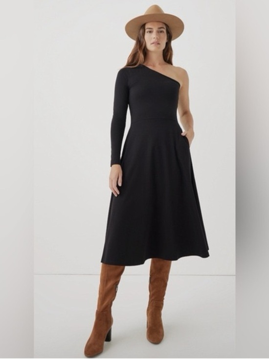 Pact Dresses & Skirts - PACT Fit and Flare One Shoulder Classic Black Organic Cotton Dress Size Medium